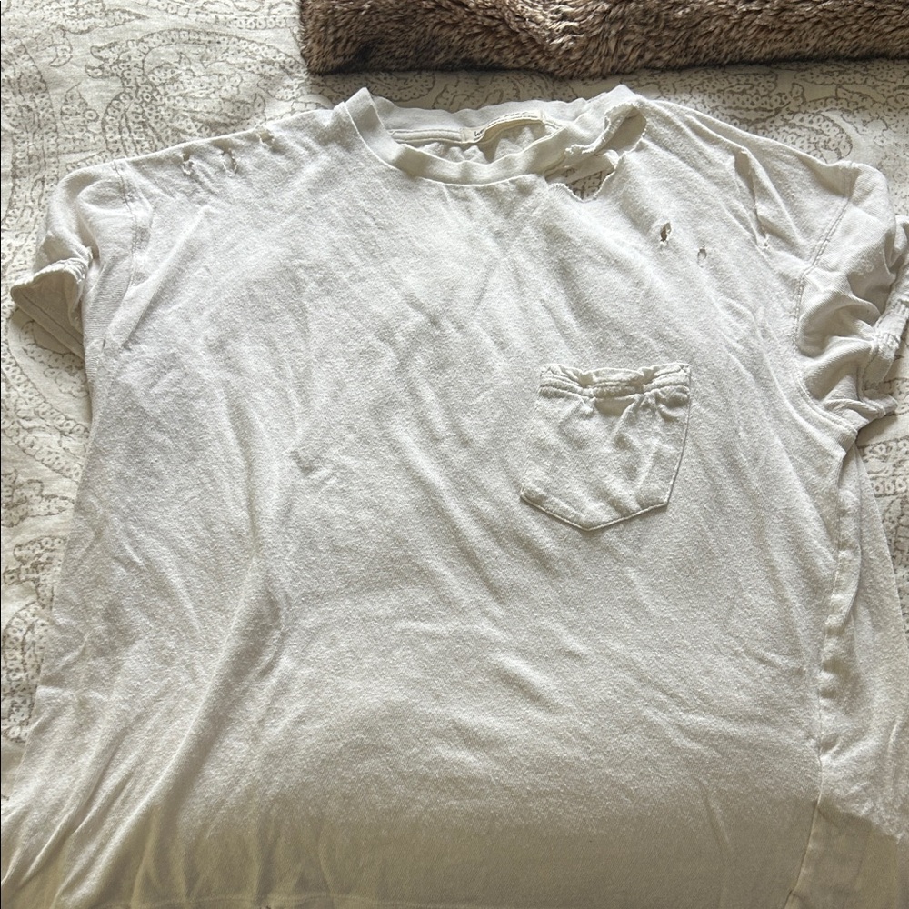 Free People Casual White T-Shirt with Pocket and rips